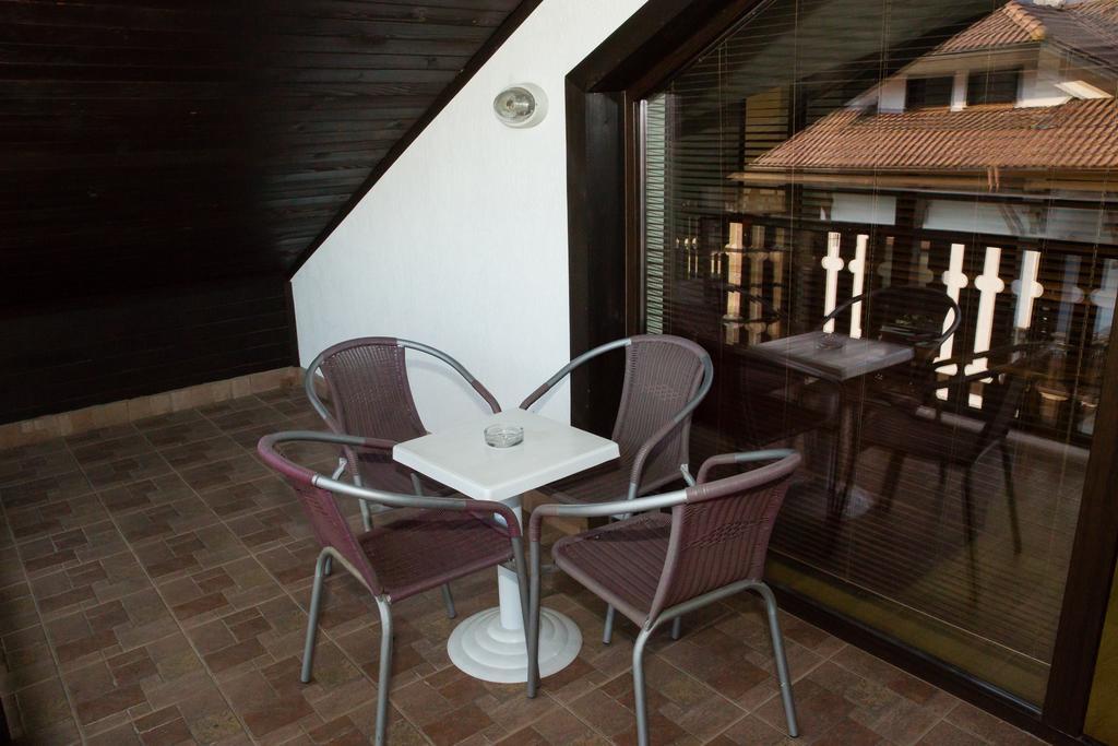 Three Mountains Penthouse Apartment 647 Razlog Exterior photo